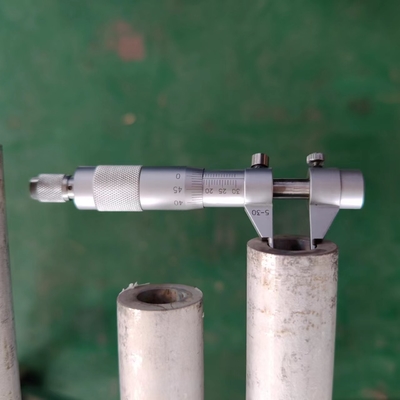 Kalite  ASTM A213 TP304 304L Stainless Steel Pipe Annealed Pickled fabrika